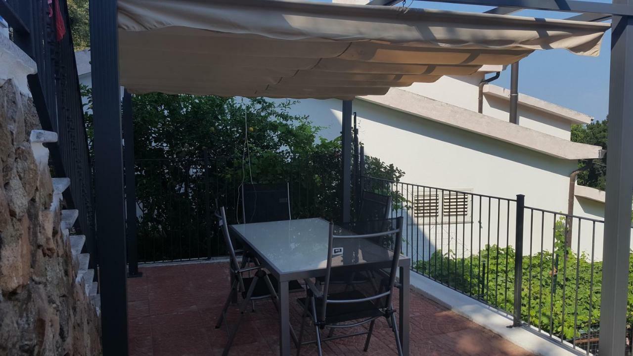 Vista Mare Appartement Lanusei Buitenkant foto
