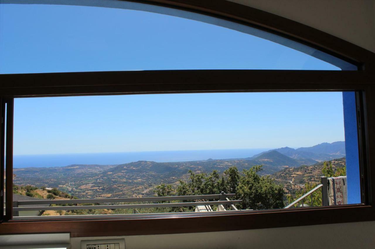 Vista Mare Appartement Lanusei Buitenkant foto